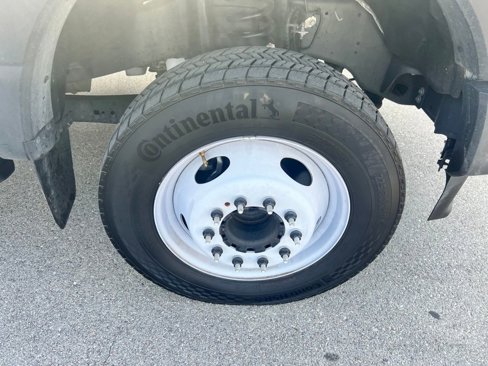 Used 2024 Ford F550 2WD Regular Cab Super Duty image 38