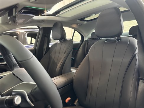 New 2026 Mercedes-Benz E 350 4MATIC Sedan image 13