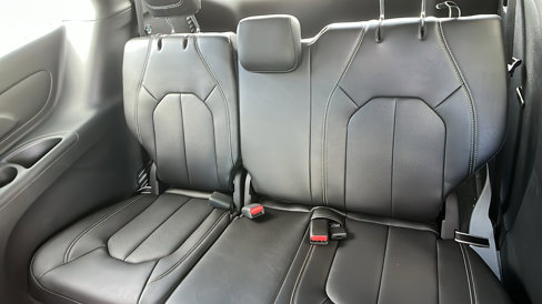New 2025 Chrysler Voyager LX image 21