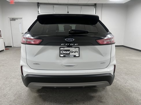 Used 2024 Ford Edge SEL image 10