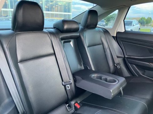 Used 2019 Volkswagen Jetta SEL image 41