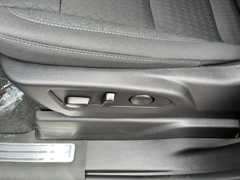 New 2026 Chevrolet Silverado 1500 LT image 33