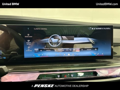 New 2026 BMW 750e xDrive w/ Executive Package image 19