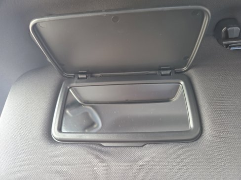 Certified 2025 Subaru Forester image 32