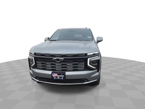 New 2026 Chevrolet Tahoe High Country image 3