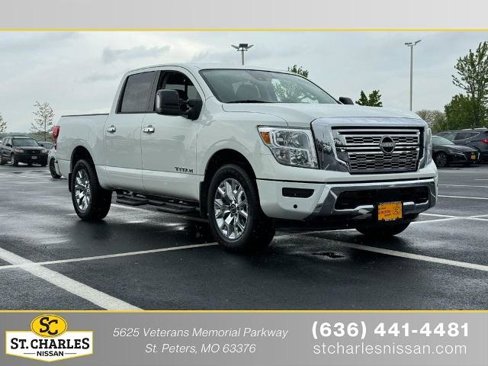 Certified 2024 Nissan Titan SV w/ SV Convenience Package image 1