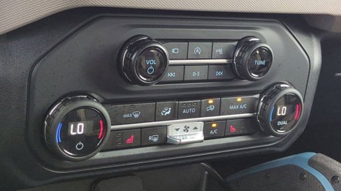 Certified 2023 Ford Bronco Wildtrak image 35