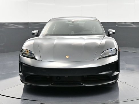 New 2025 Porsche Taycan 4S image 11