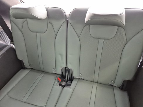 New 2025 Kia Sorento SX Prestige w/ Sage Leather Package image 15
