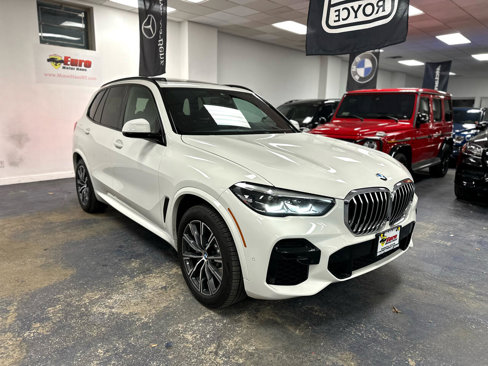 Used 2022 BMW X5 xDrive40i w/ M Sport Package image 4