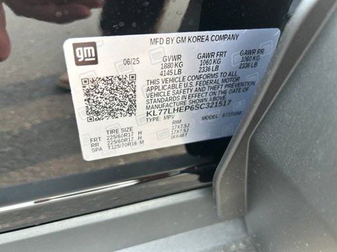 New 2025 Chevrolet Trax LT w/ Driver Confidence Package image 31