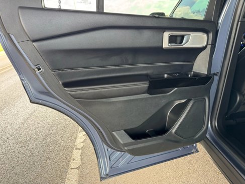 Used 2021 Ford Explorer ST w/ Equipment Group 401A image 15