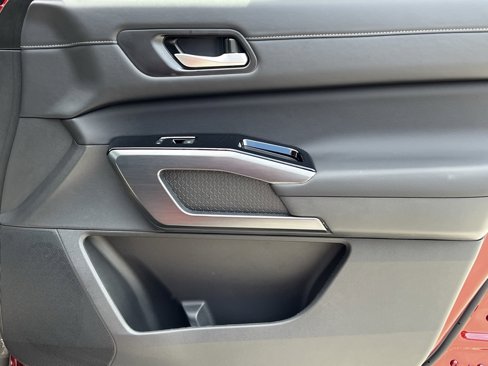 New 2025 Nissan Pathfinder SL image 40