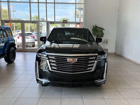 Used 2024 Cadillac Escalade Premium Luxury Platinum image 5