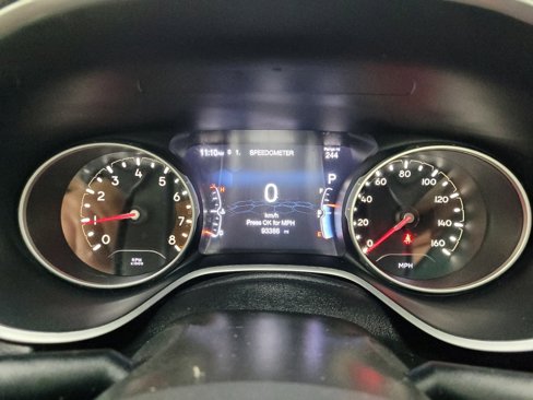Used 2018 Jeep Compass Limited w/ Navigation Group image 23