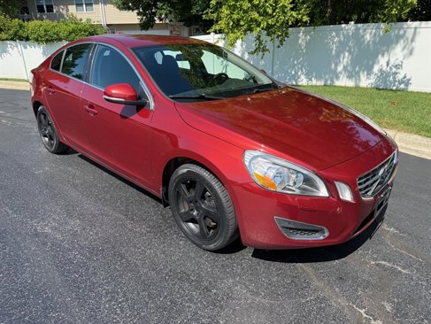 Used 2012 Volvo S60 T5 w/ Climate Pkg image 4