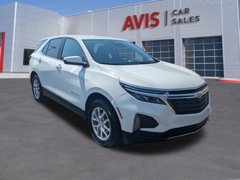 Used 2024 Chevrolet Equinox LT image 3