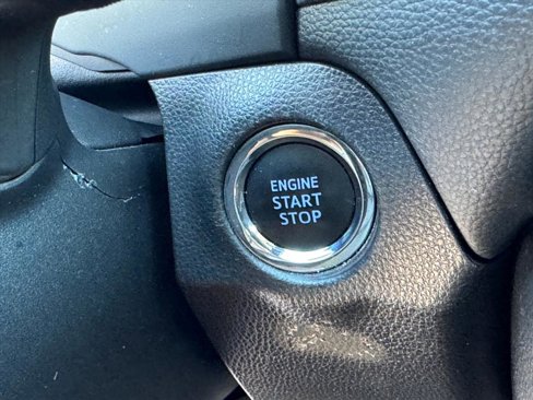 Used 2019 Toyota RAV4 XLE image 18
