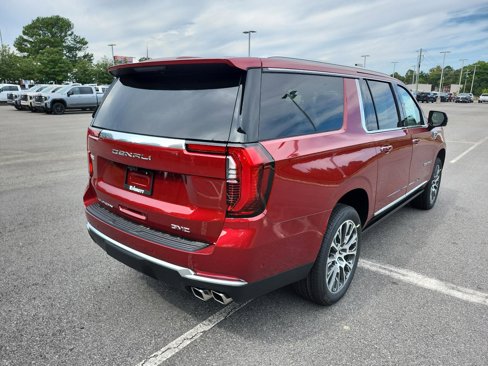 New 2026 GMC Yukon XL Denali image 3