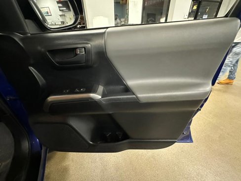 Used 2022 Toyota Tacoma SR5 image 41