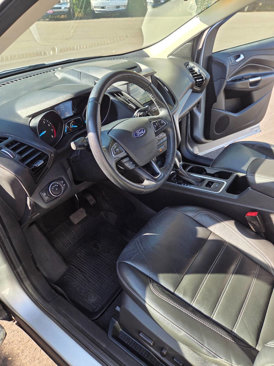 Used 2018 Ford Escape SEL image 9