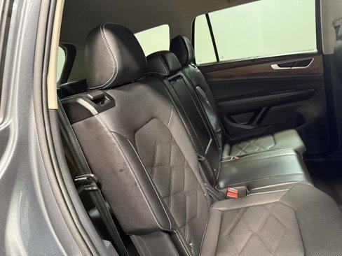 Used 2025 Volkswagen Atlas SE image 67