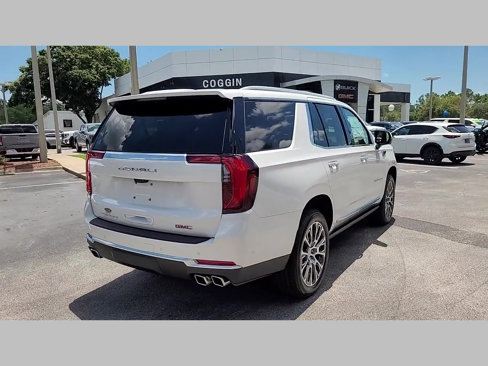 New 2025 GMC Yukon Denali w/ Denali Reserve Package image 21