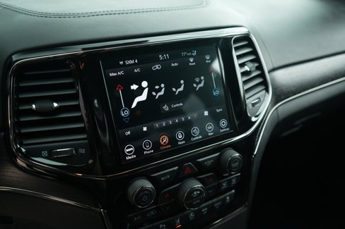 Used 2020 Jeep Grand Cherokee High Altitude image 23