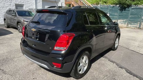 Certified 2017 Chevrolet Trax LT w/ Sun & Sound Package image 8