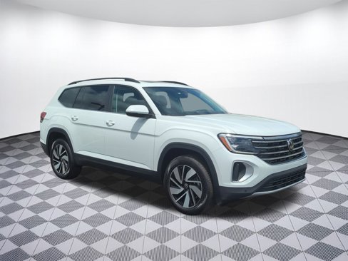 New 2025 Volkswagen Atlas SE image 6