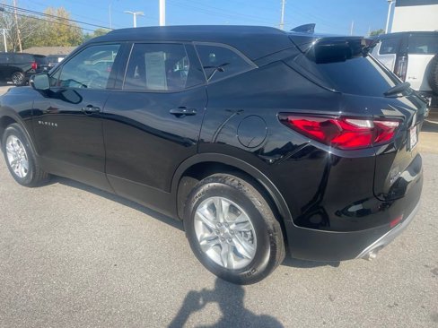 Used 2022 Chevrolet Blazer LT image 3