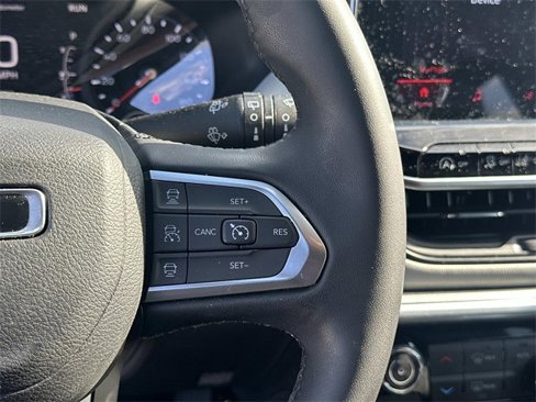 Certified 2025 Jeep Compass Limited image 24
