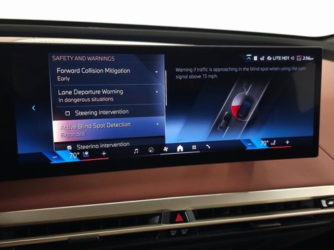 New 2026 BMW iX xDrive45 image 21