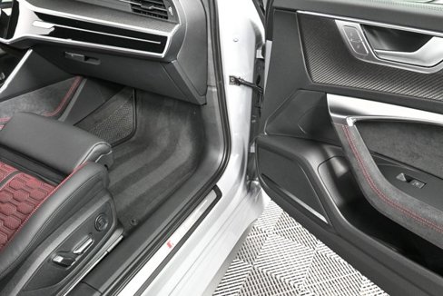 New 2026 Audi RS 6 performance image 27