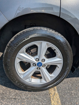 Used 2020 Ford Edge SE image 12