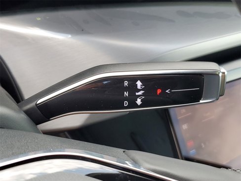New 2026 Cadillac Vistiq Sport image 16