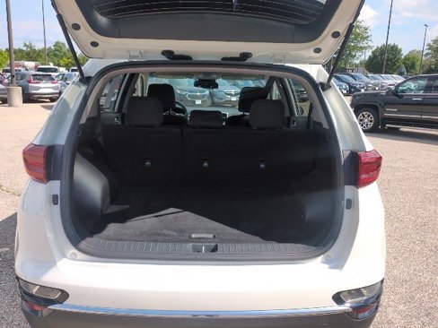 Used 2022 Kia Sportage LX image 14