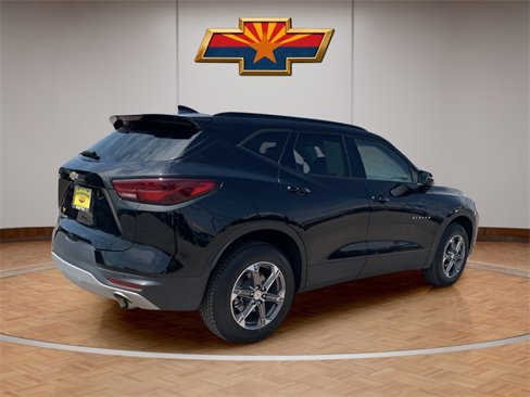 Used 2024 Chevrolet Blazer LT image 23