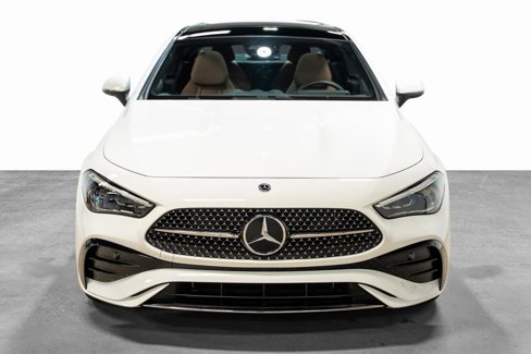 Used 2025 Mercedes-Benz CLE 300 4MATIC Coupe image 4