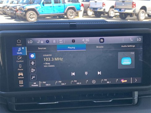New 2024 Jeep Wrangler Unlimited Rubicon w/ Convenience Group image 8