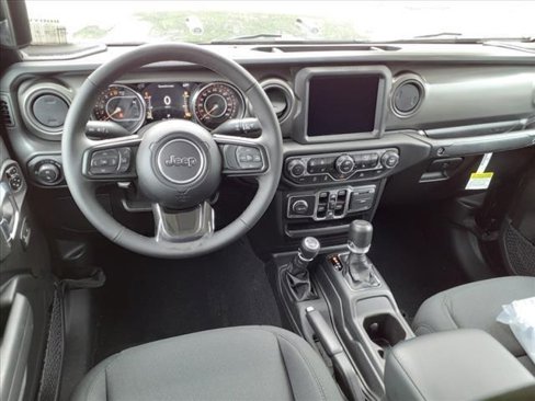 New 2023 Jeep Gladiator Willys image 8
