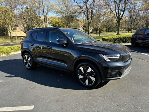 New 2024 Volvo XC40 Recharge Core w/ Protection Package Premier image 1