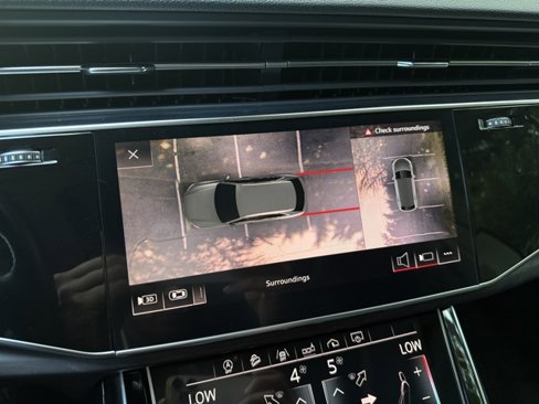 Used 2019 Audi Q8 Premium Plus w/ Premium Plus image 22