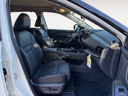 New 2026 Nissan Rogue Platinum w/ Platinum Premium Package image 15