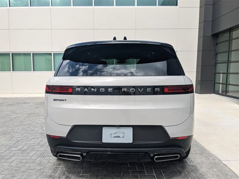 New 2025 Land Rover Range Rover Sport SE image 5