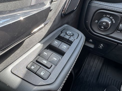 New 2026 RAM 1500 RHO w/ RHO Level 1 Equipment Group image 28