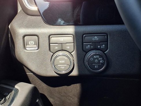 New 2026 Chevrolet Silverado 2500 LT w/ Leather Package image 17