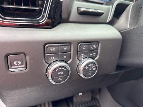 New 2026 GMC Sierra 1500 AT4 w/ AT4 Premium Package image 24