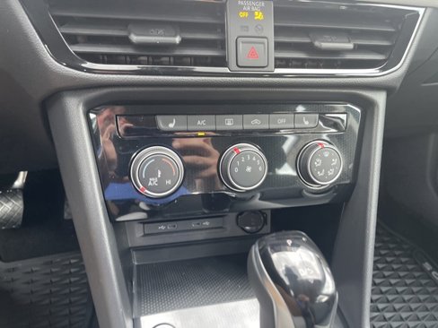 New 2025 Volkswagen Taos S image 21