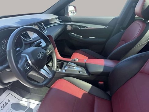 Used 2023 INFINITI QX50 Sport image 7